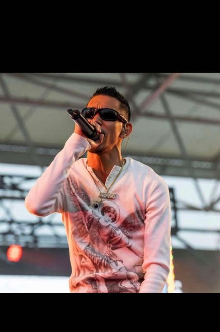 激安！早い者勝ち！新品VALLAD サーマル　白　M