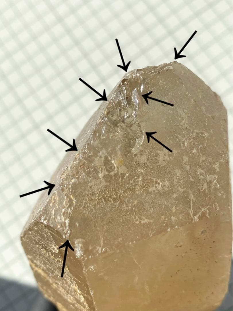 ライトニングクォーツ　雷水晶　天然石　ライトニングクリスタル　水晶　原石