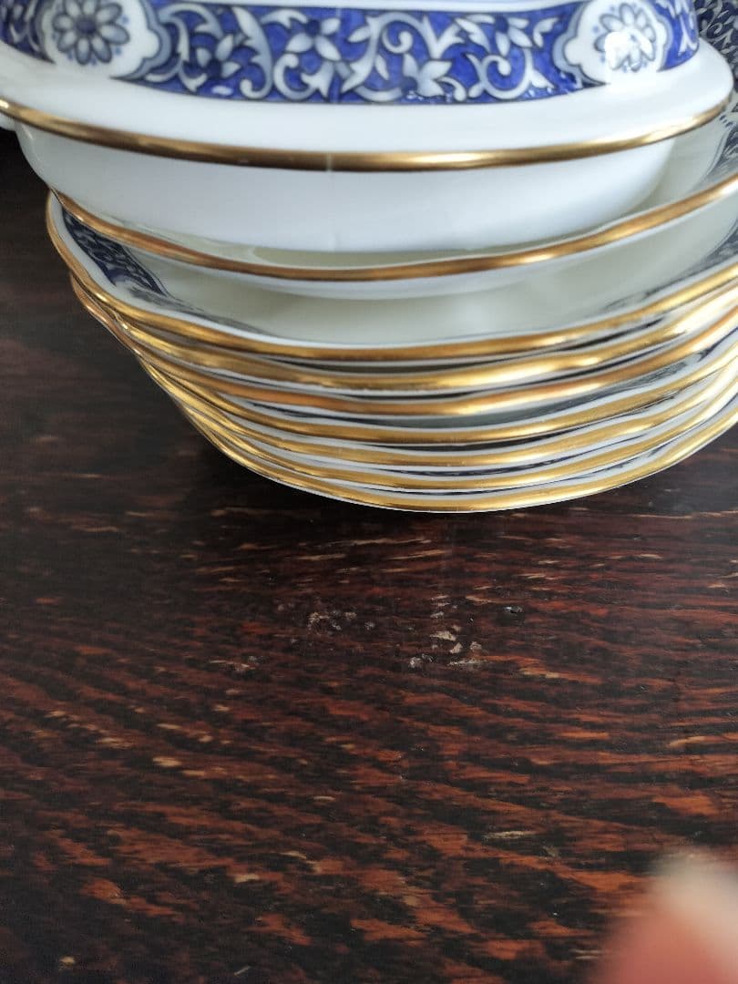 ロイヤルクラウンダービーミルディールのディナーセット　訳あり