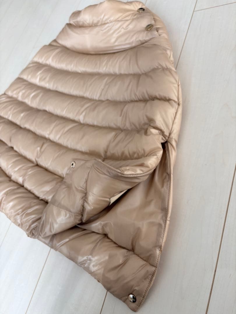 専用ヘルノ HERNO ダウン　ポンチョ　モンクレールタトラス デュベティカ