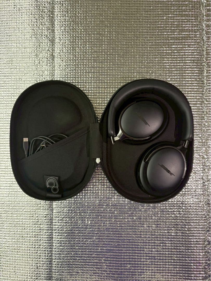 美品　Bose QuietComfort Ultra Headphones 黒