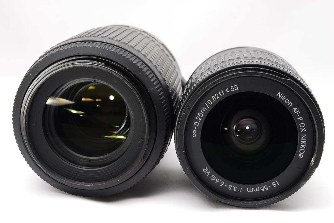 momo ❤美品❤Nikon D5600❤ダブルズームキット❤一眼レフ