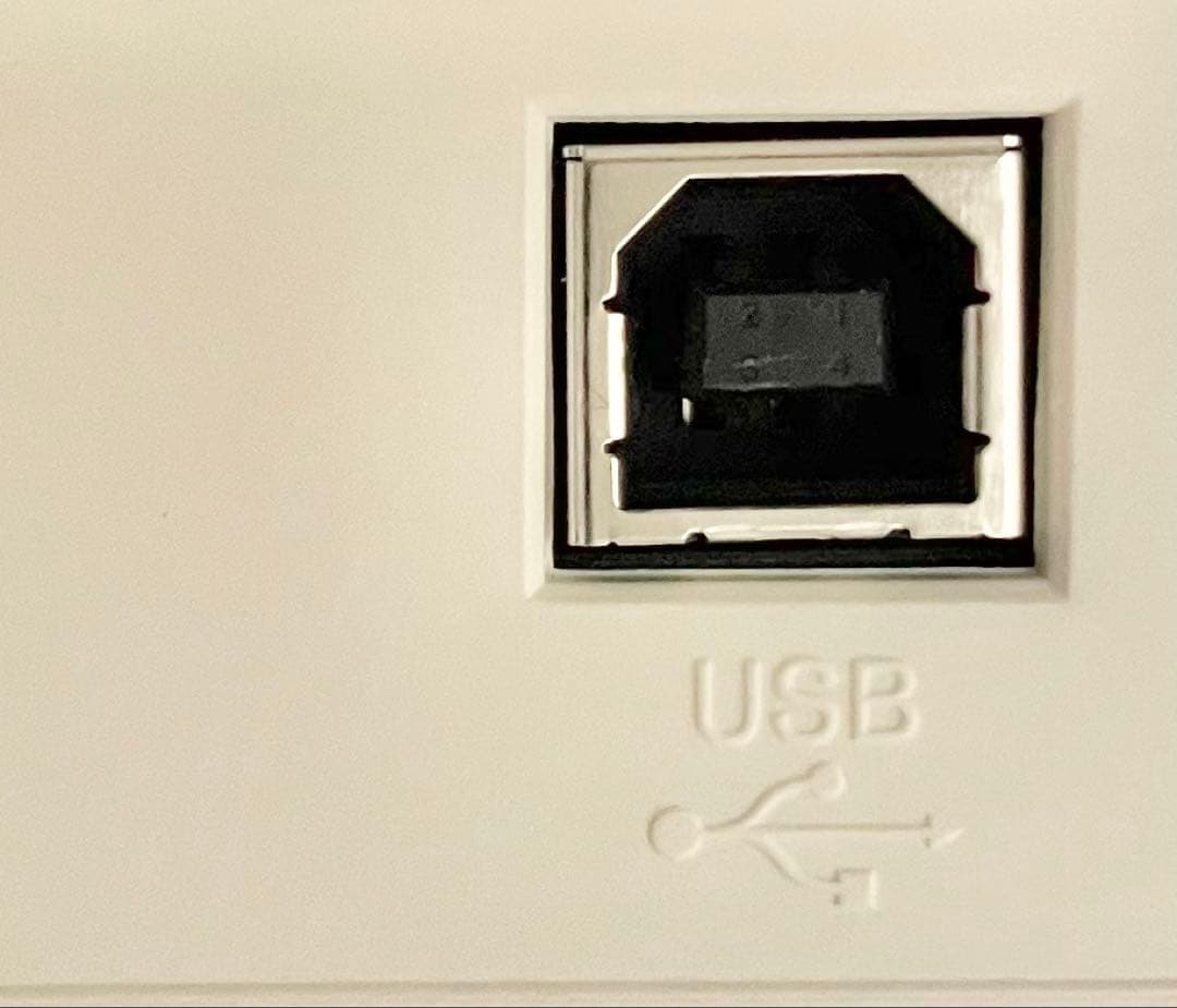 CASIO 電子ピアノ PX-770WE【無料配送可能】