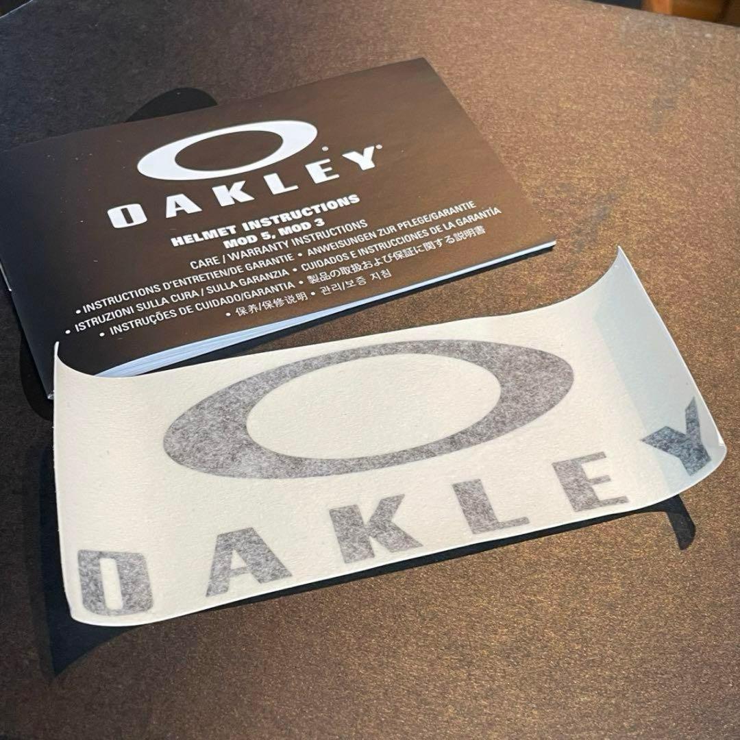 【新品・未使用】OAKLEY オークリー　MOD3 ヘルメット　Sサイズ