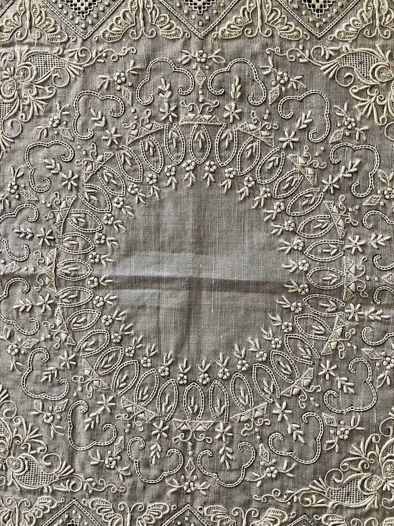 スワトウ　汕頭　刺繍ハンカチ