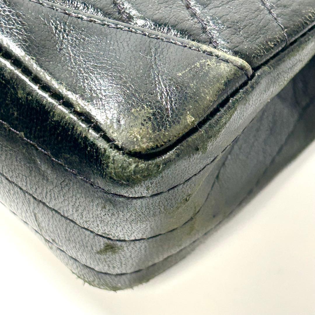 シャネル　Vステッチ　ラムスキン　ターンロック　チェーン　ショルダーバッグ