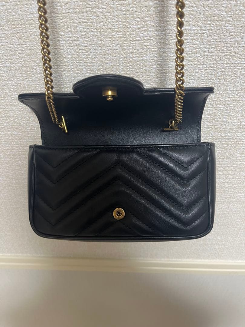 【美品】GUCCI グッチ　キルティングミニショルダーバッグ黒　GGマーモント