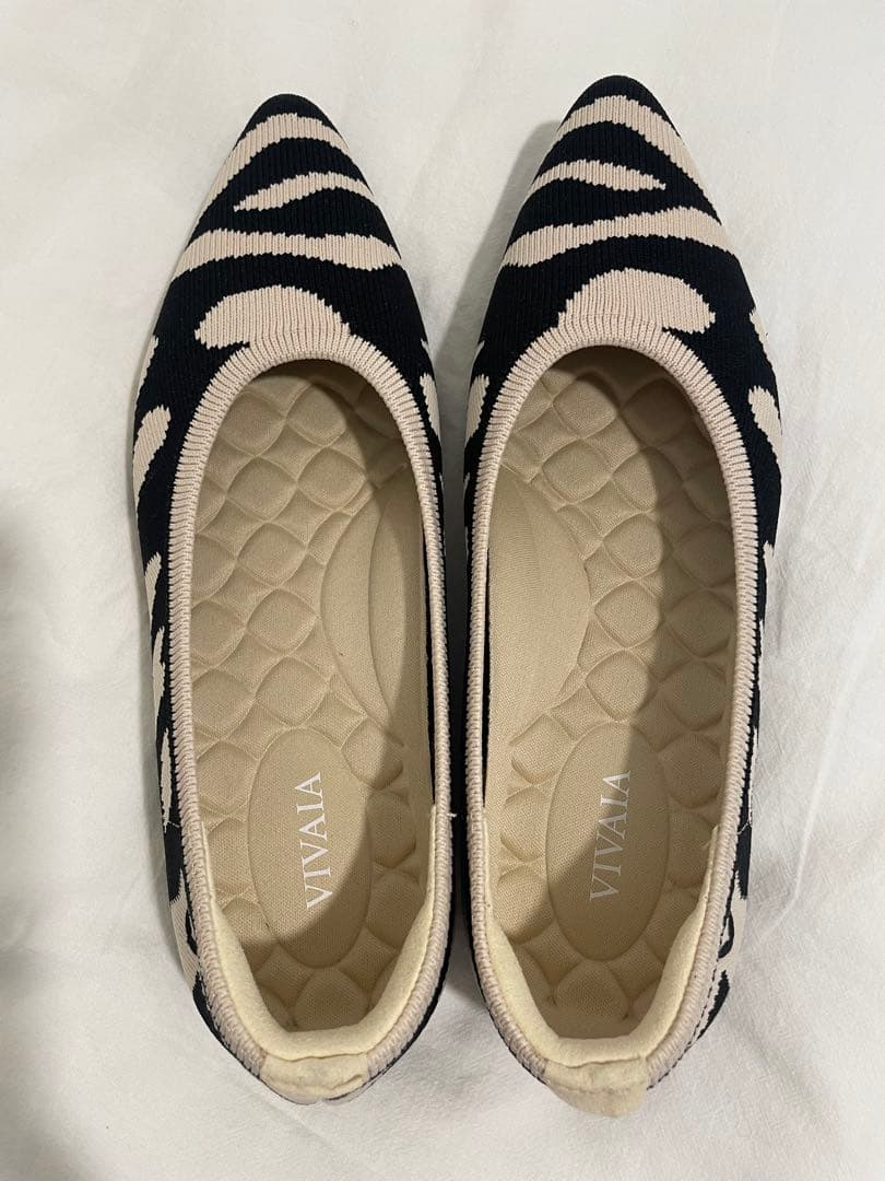 VIVAIAフラットシューズ 35.5 22.5cm ホワイトタイガー