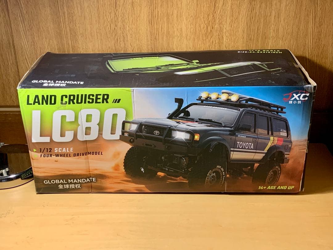 くらくら【新製品】トヨタ LC80 ラジコンカー 1/12スケール