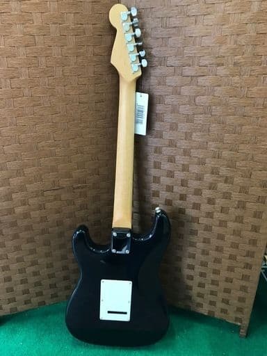 ☆【美品】エレキギター　BUSKER'S ケース付き