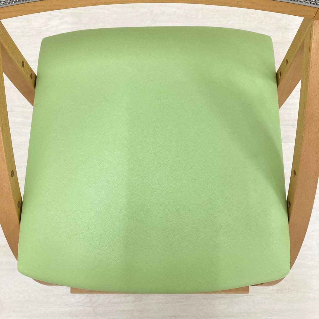 【カリモク】デスクチェア　椅子　学習