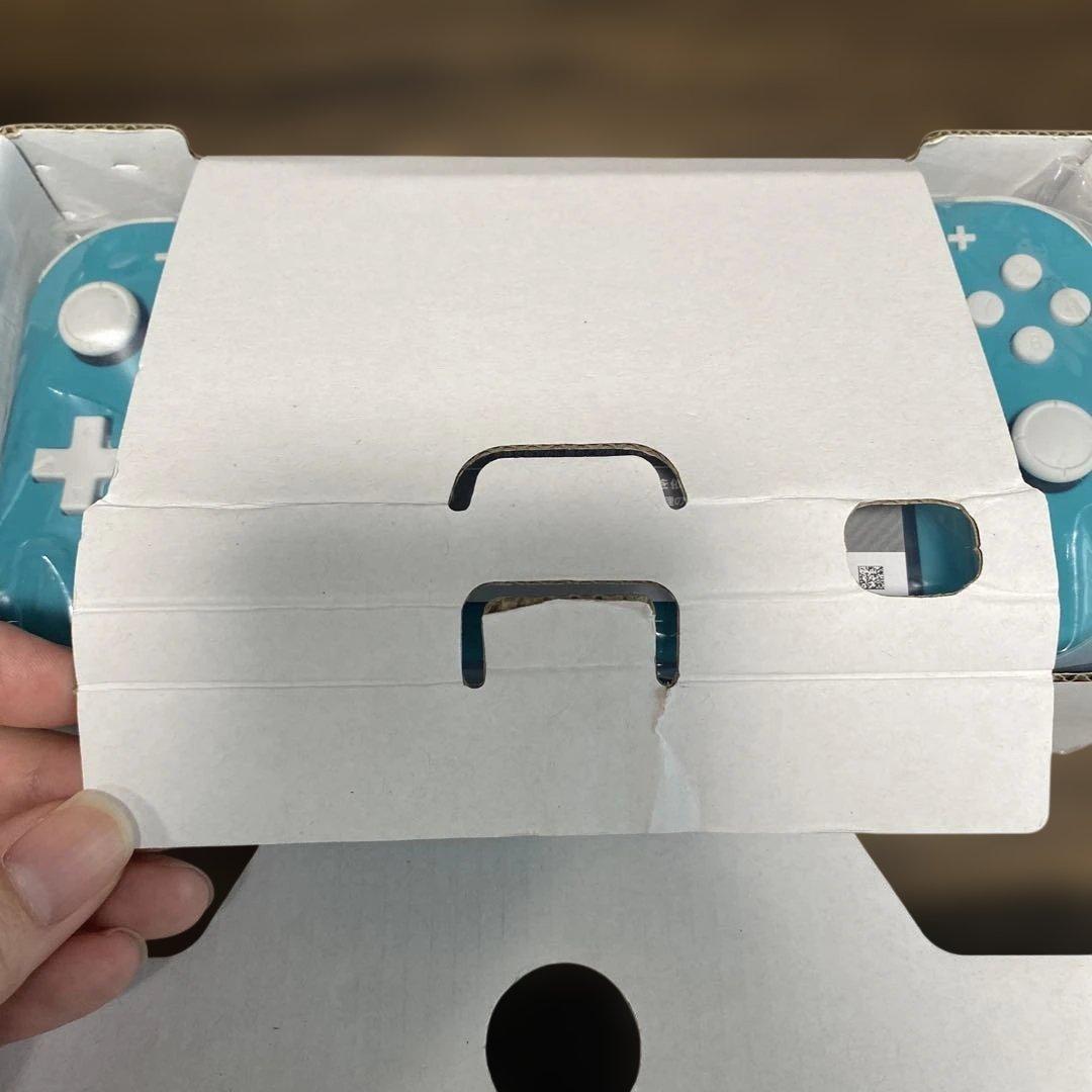 SWITCHライト 本体 ※ゲーム太郎の商品です！