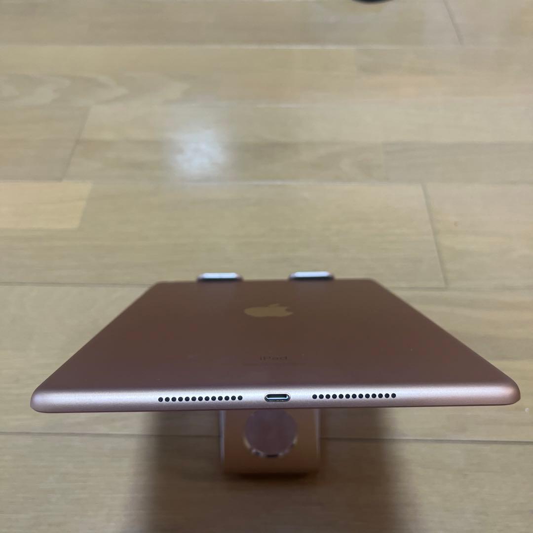 美品！iPad 8世代 10.2インチ　32G Wi-Fiモデル