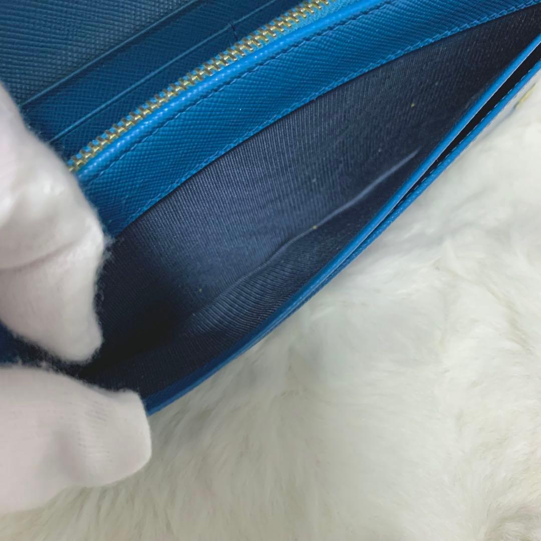 美品！PRADA サフィアーノ　メタルロゴ　ブルー系　レディース　長財布
