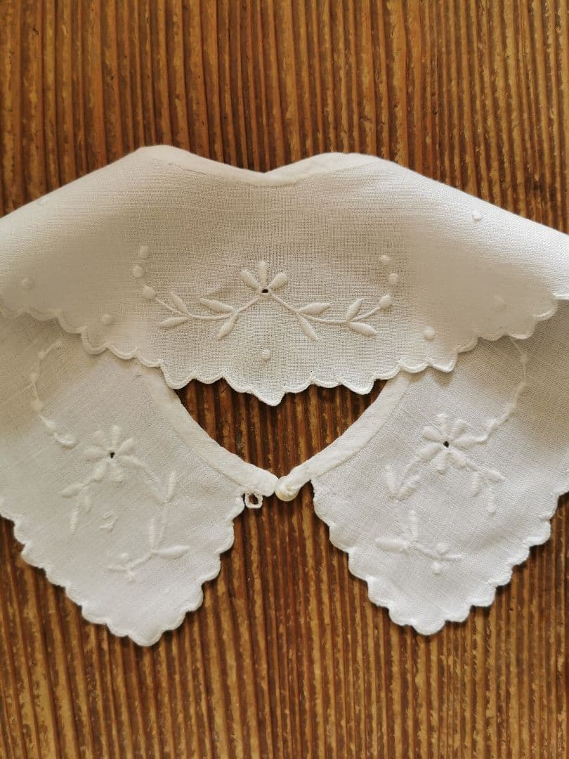 アンティーク フランス アイレット 花刺繍 スカラップ 付け襟 飾り襟