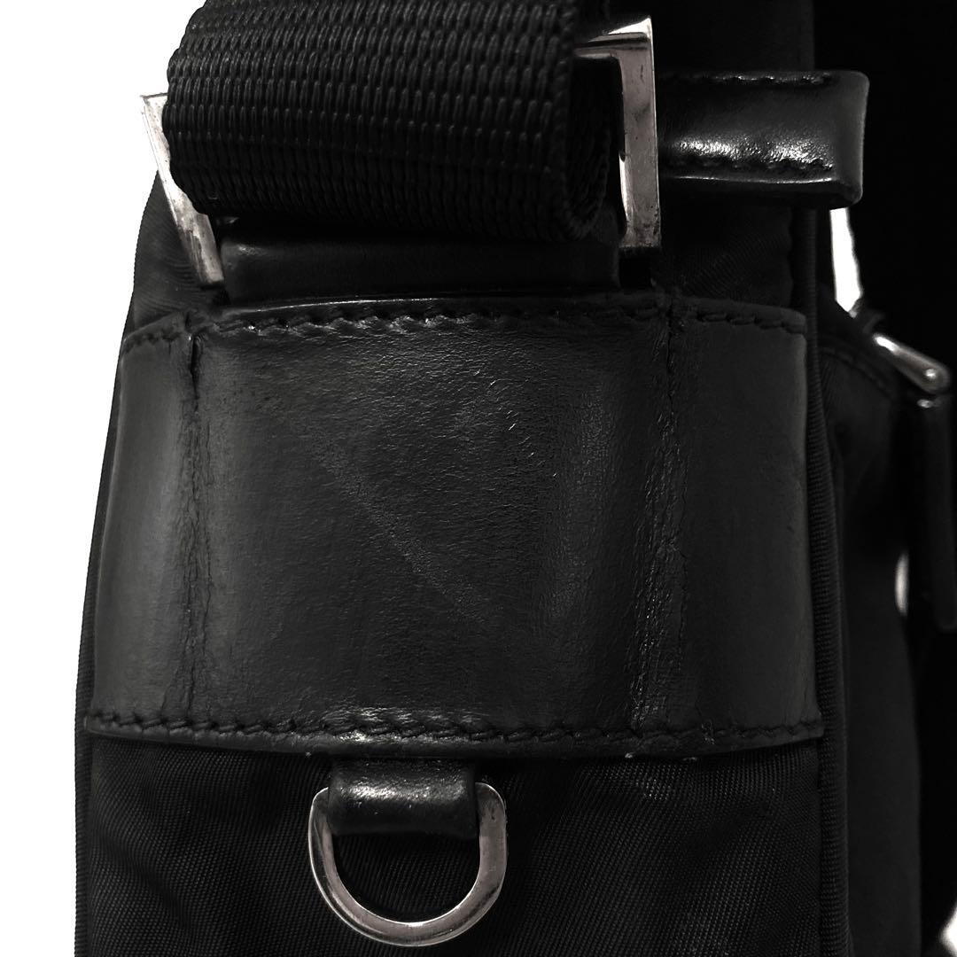 PRADA プラダ　ショルダーバッグ　ナイロン　トートバッグ　ブラック　黒　ロゴ