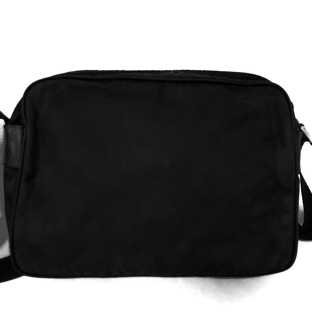 PRADA プラダ　ショルダーバッグ　ナイロン　トートバッグ　ブラック　黒　ロゴ