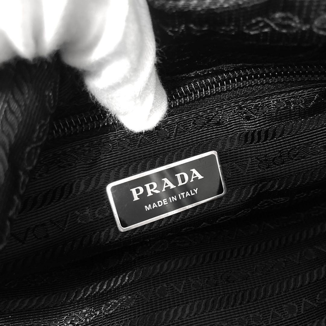PRADA プラダ　ショルダーバッグ　ナイロン　トートバッグ　ブラック　黒　ロゴ