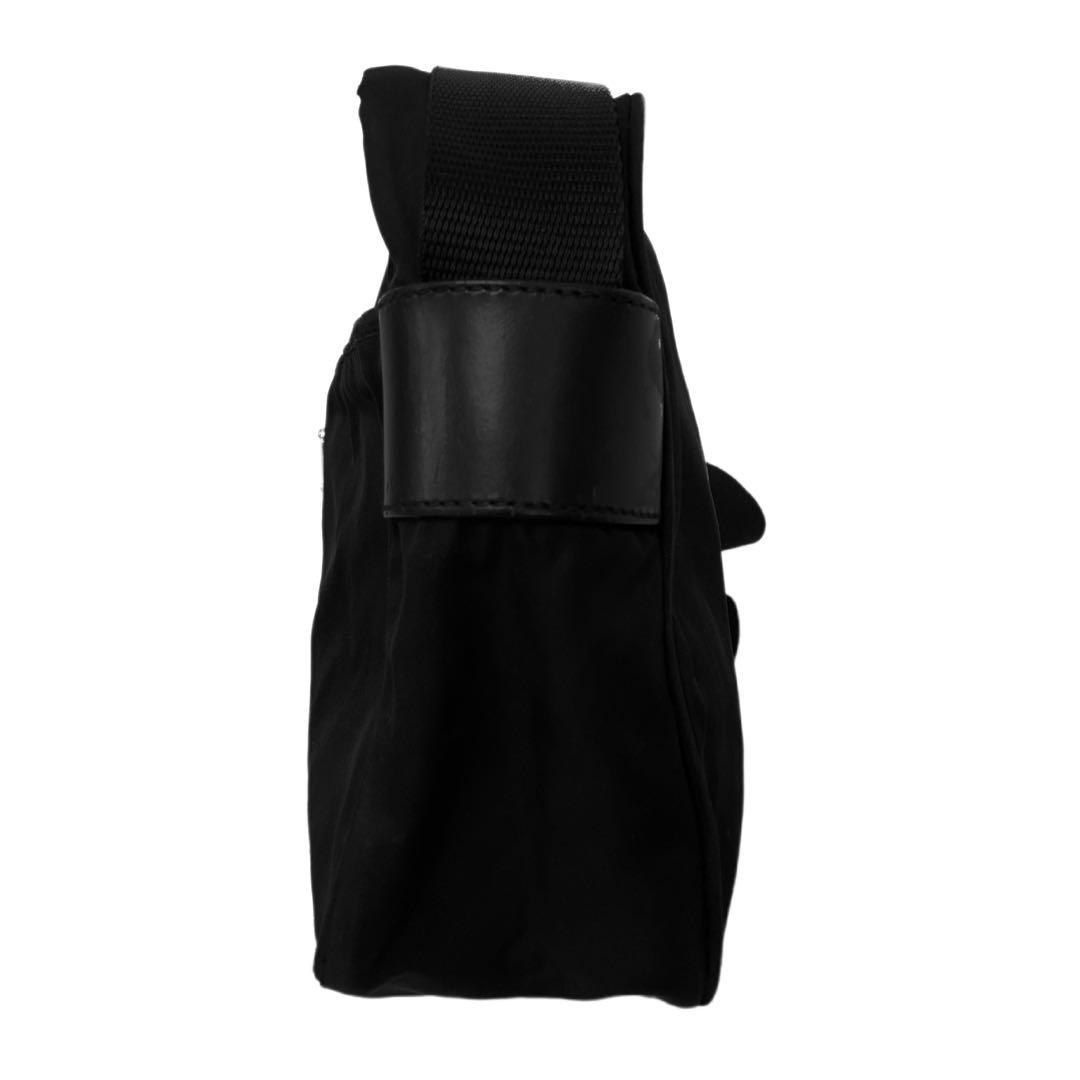 PRADA プラダ　ショルダーバッグ　ナイロン　トートバッグ　ブラック　黒　ロゴ