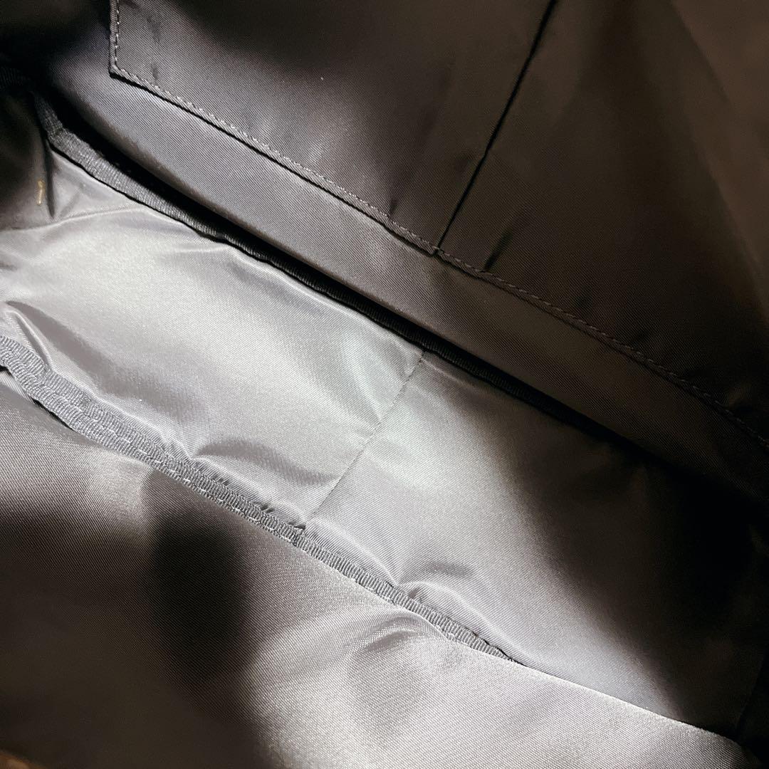 未使用品✨russet ショルダーバッグ　モノグラム　総柄　紺　ロゴ金具　保存袋