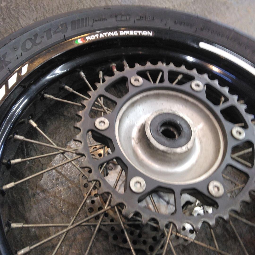 ホンダCRM250ARモタードホイールSET　中古品