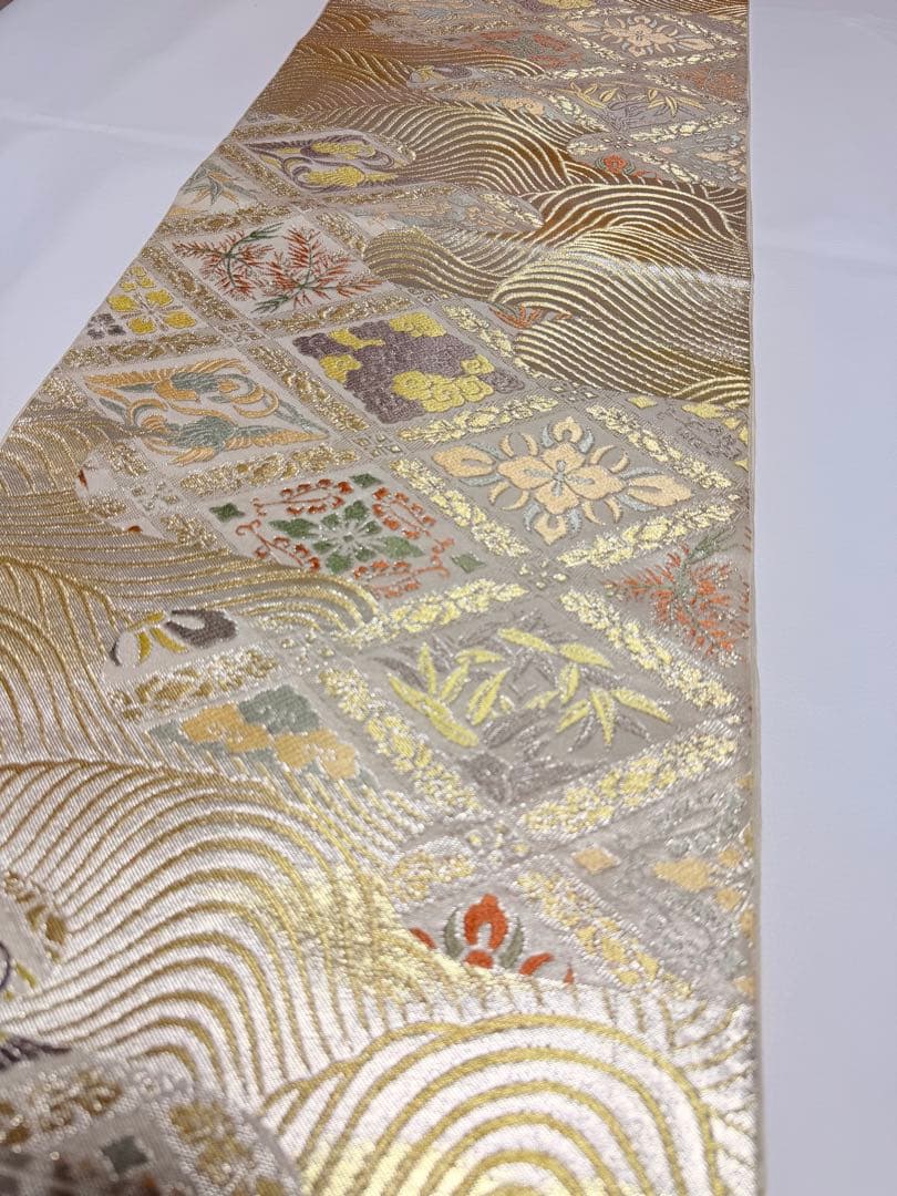 高級 袋帯 正絹 六通柄 服部織物 シルバー ホワイト 唐織 訪問着 留袖
