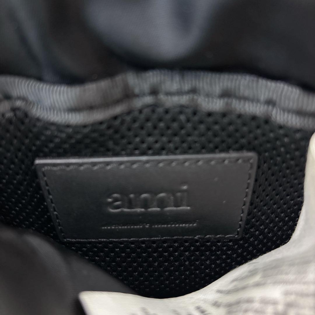 AMI PARIS アミパリ ナイロンミニショルダー 黒 ハートAロゴ