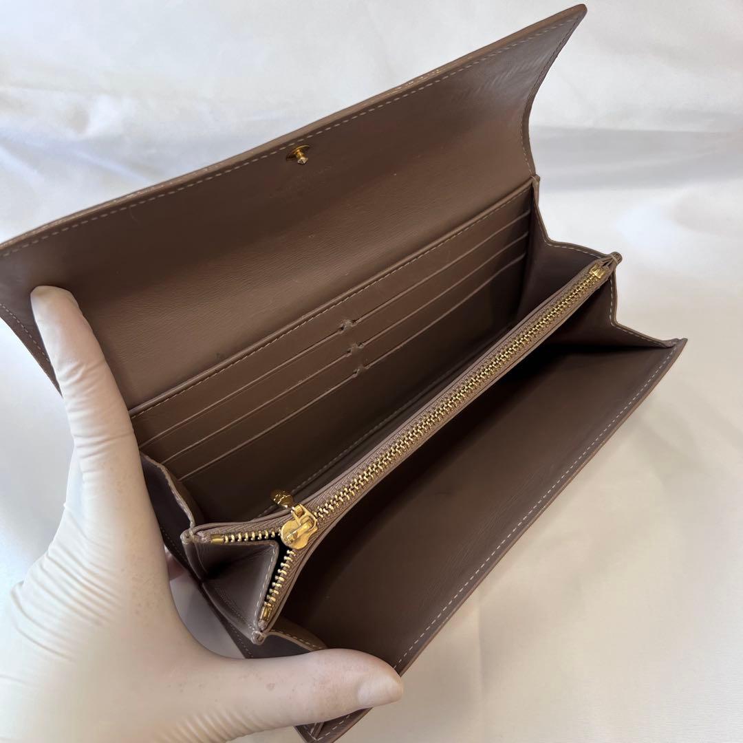 ルイヴィトン LOUISVUITTON 長財布 ポルトフォイユサラ ゴールド