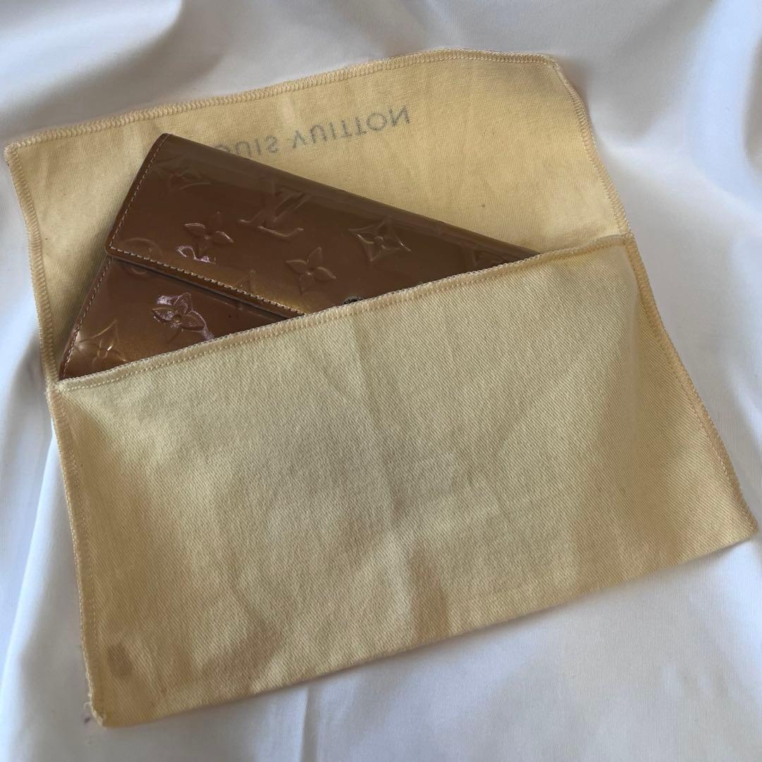 ルイヴィトン LOUISVUITTON 長財布 ポルトフォイユサラ ゴールド