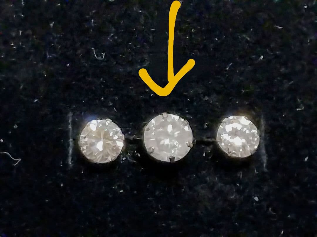 hiro 1カラットダイヤモンドピアス 片耳用