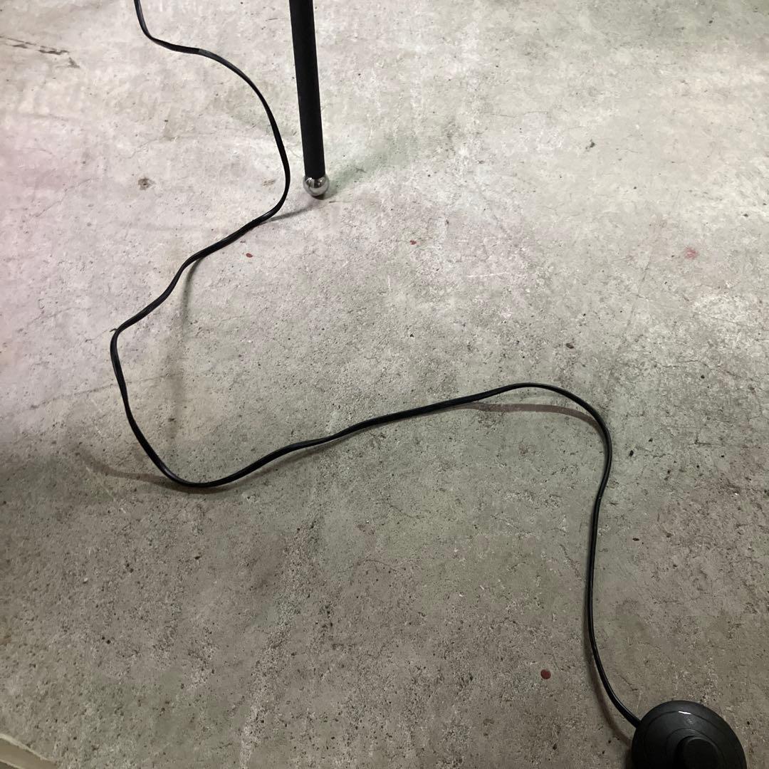 モダン フロアスタンド 照明 サイドテーブルフロアランプ リネンシェード付き