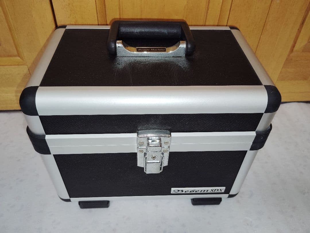 ベセムSDX総合美容器■超音波/低/中周波ホット＆クール☆純チタンヘッド②