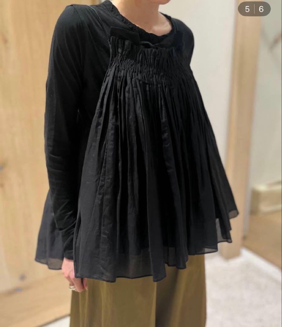 カレンソロジー　キャミソール　黒色