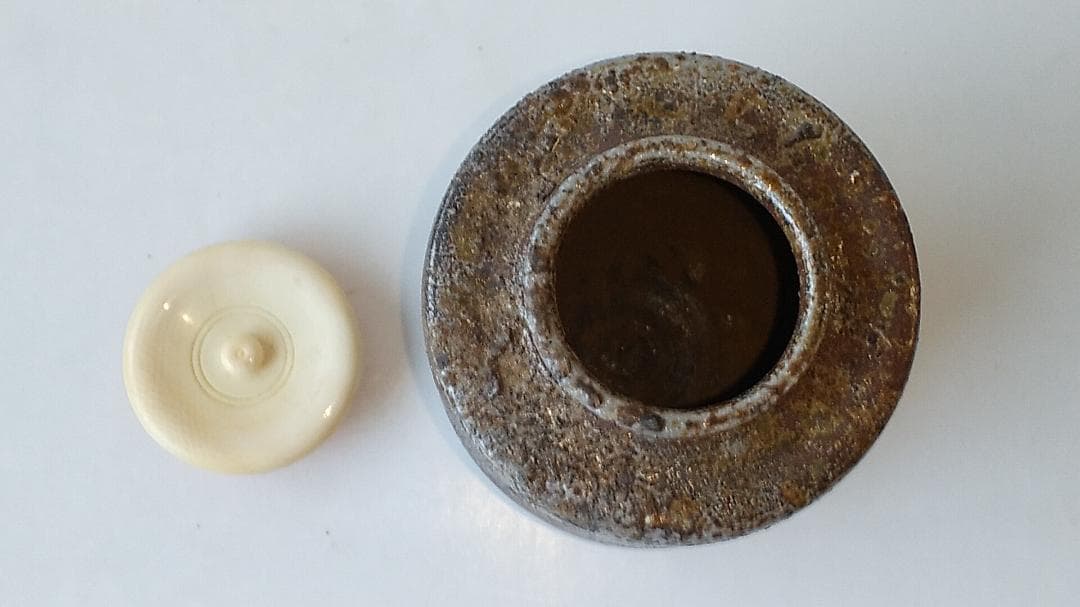 丹波茶入 尾中窯 市野信水 作 仕覆 紹鴎緞子 共箱 栞 肩衝茶入 茶入 美品