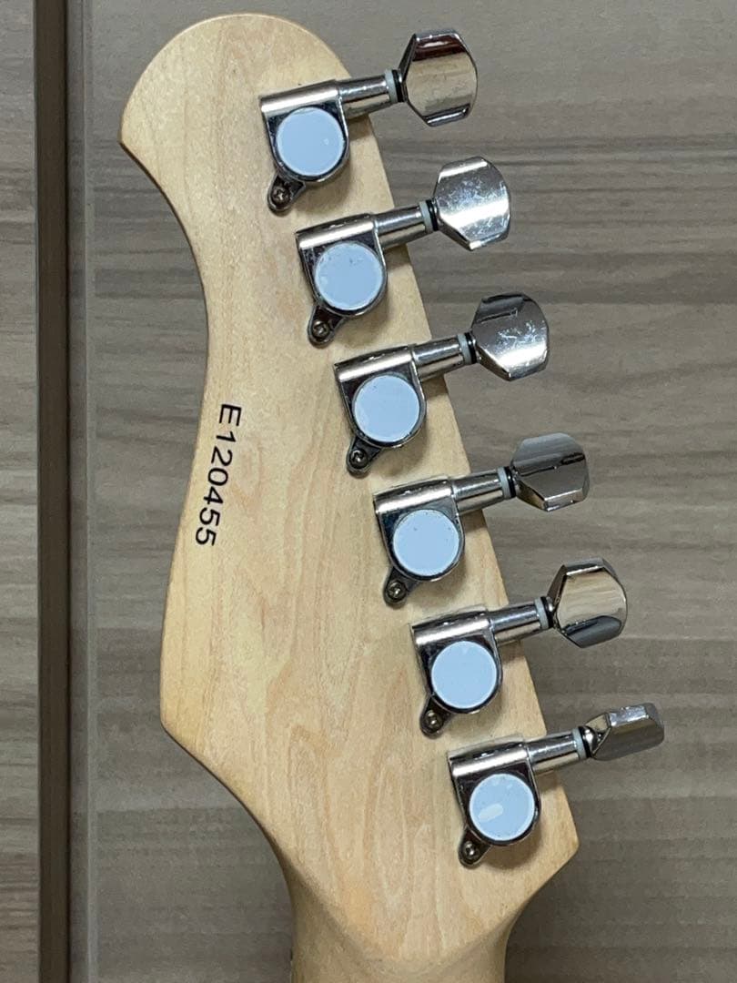 ★美品 Laid Back エレキギター RST-300F フロイドローズ