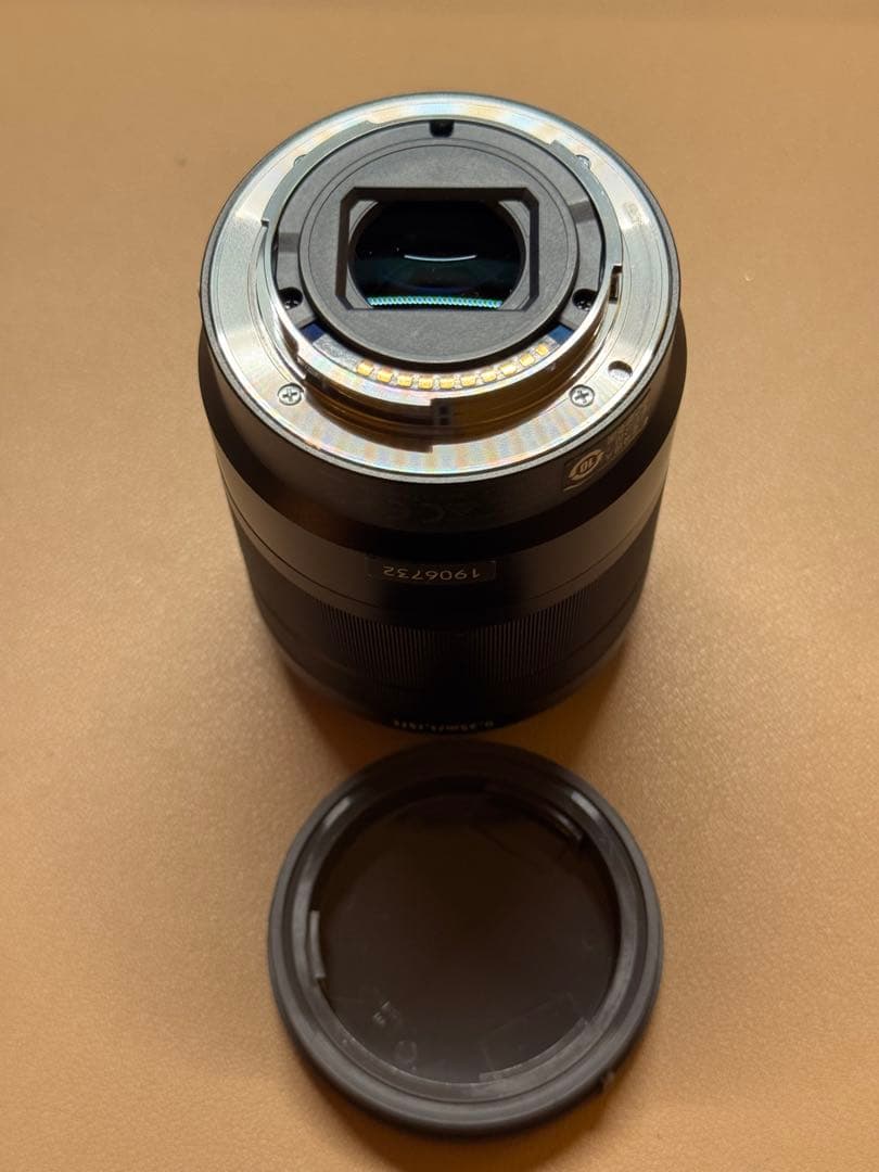 b*a様 【美品】SONY E-mount F4 16-70 ZA OSS