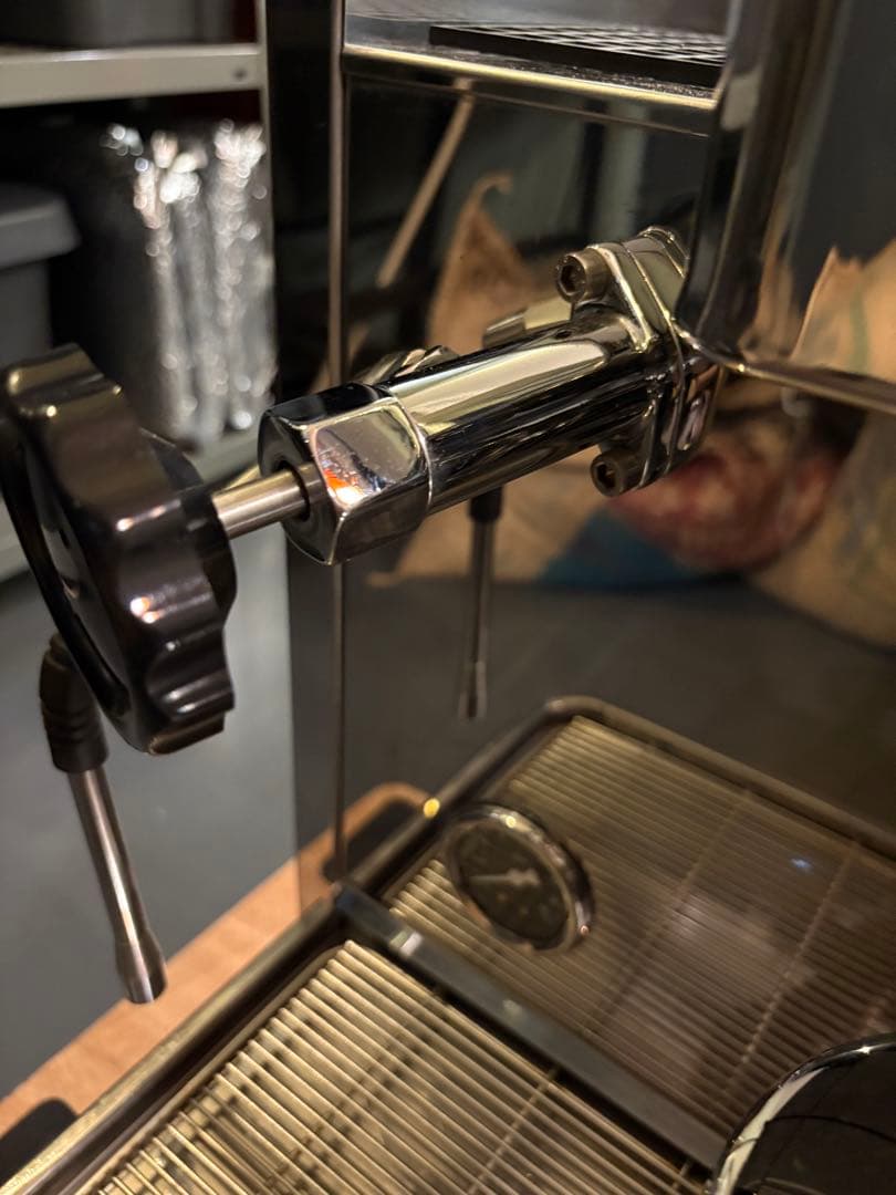 VBM Replica 2gr エスプレッソマシン 三相200V 動作良好