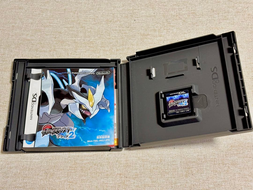 ポケモン　DS 3DS ソフト　まとめ売り　8本　ハートゴールド　ブラック　他