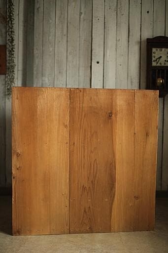 古い木枠のガラス戸棚　引き出し2杯