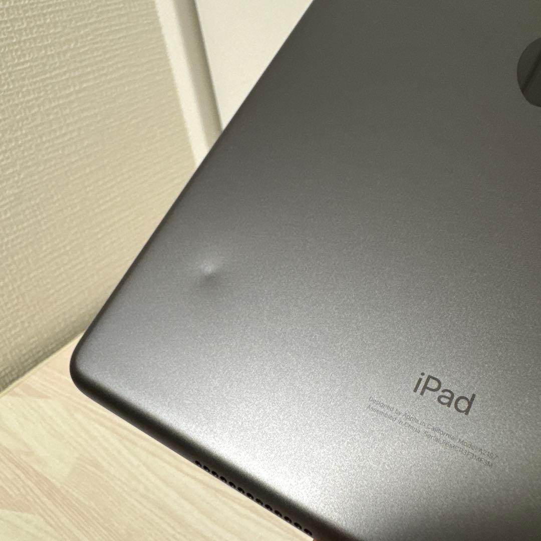iPad 第7世代 Wi-Fiモデル 32GB スペースグレイ