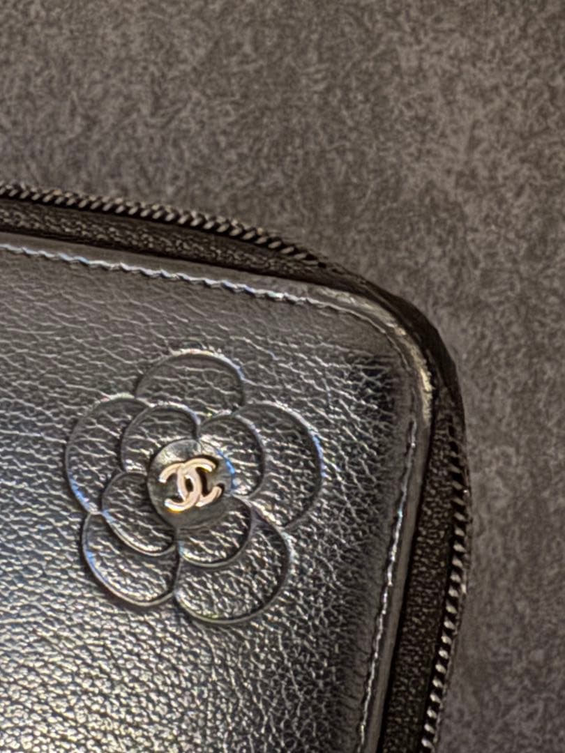 makotoシャネル カメリア ラウンドファスナー 長財布 ブラック