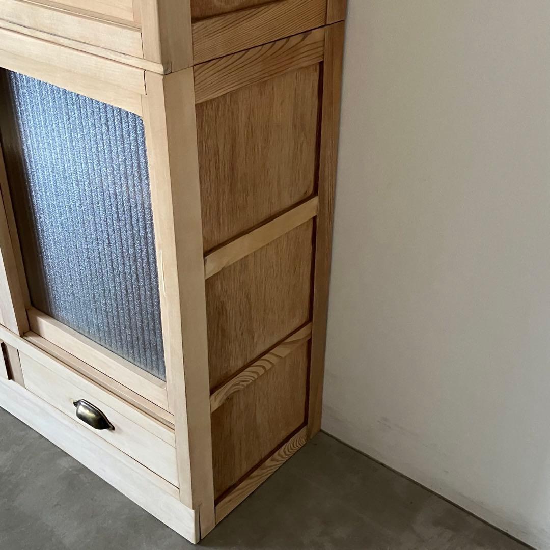 レトロ　アンティーク　古道具　古家具　剥離家具　ストリップド　食器棚　ガラス棚