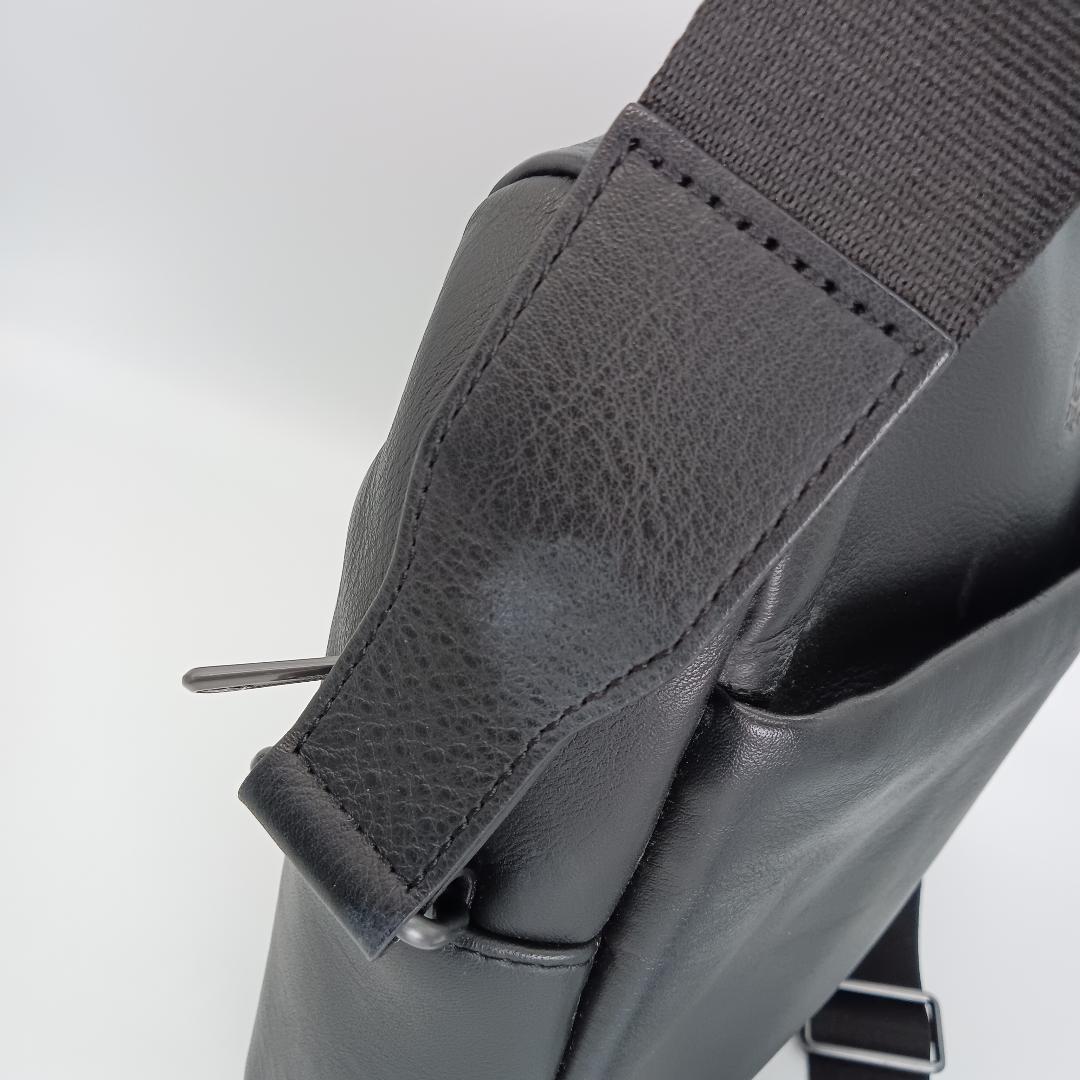 dunhill レザー ショルダーバッグ 縦長 ブラック 黒