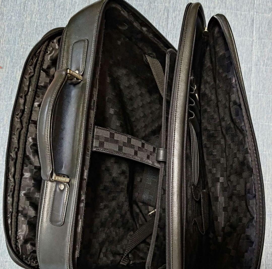 フランス老舗ブランド〘LE TUNNEUR〙ルタヌア　大型ビジネスバッグ　本革