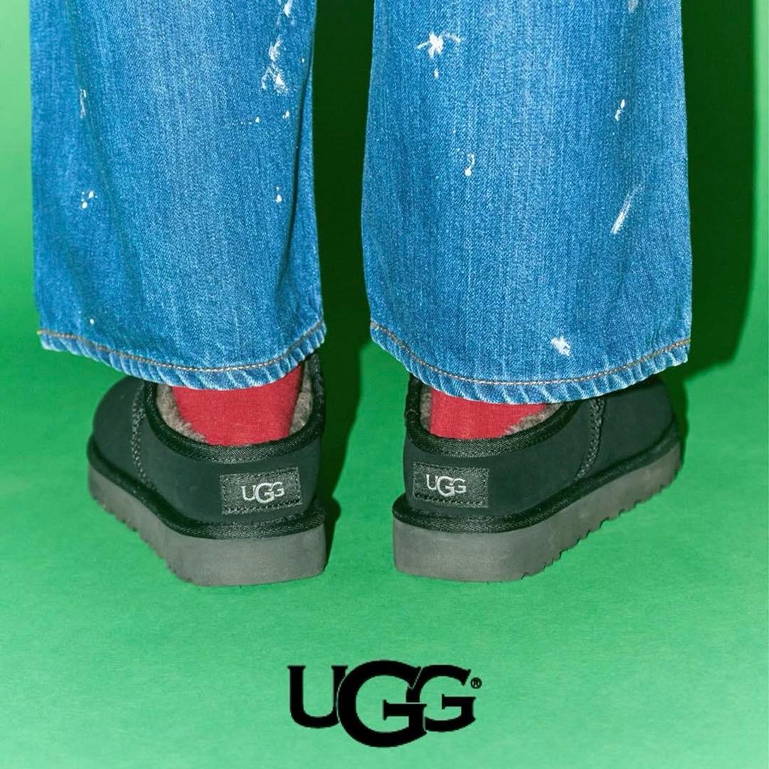 靴 UGG CLASSIC SLIPPER