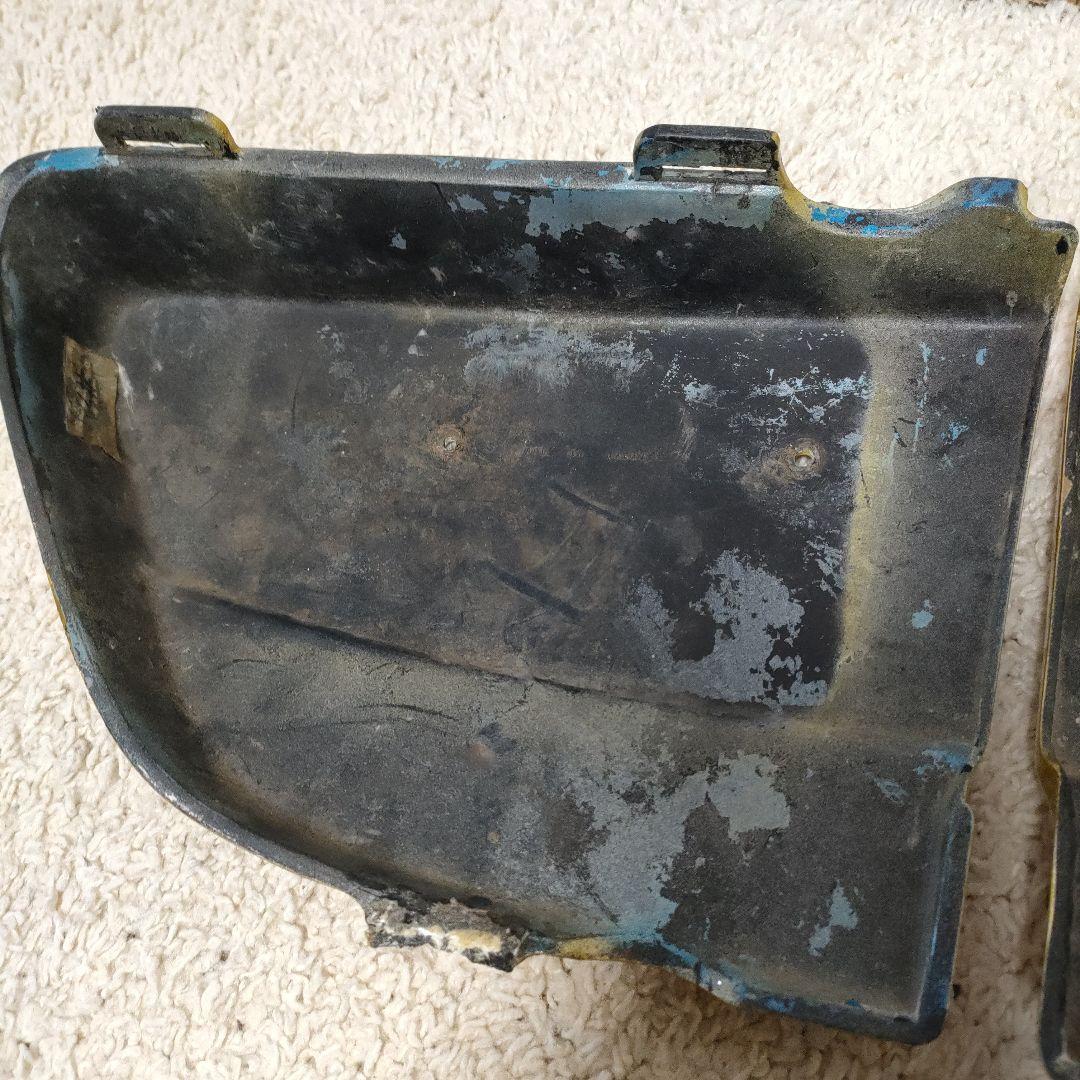 GT380後期型純正サイドカバー☆送料込み☆