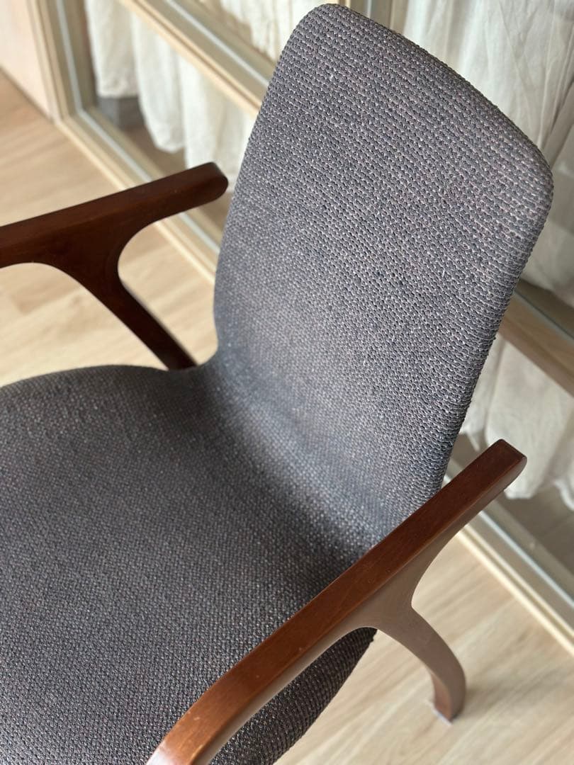 【天童木工】アントラー アームチェア ダイニングチェア　チーク×ダークグレー