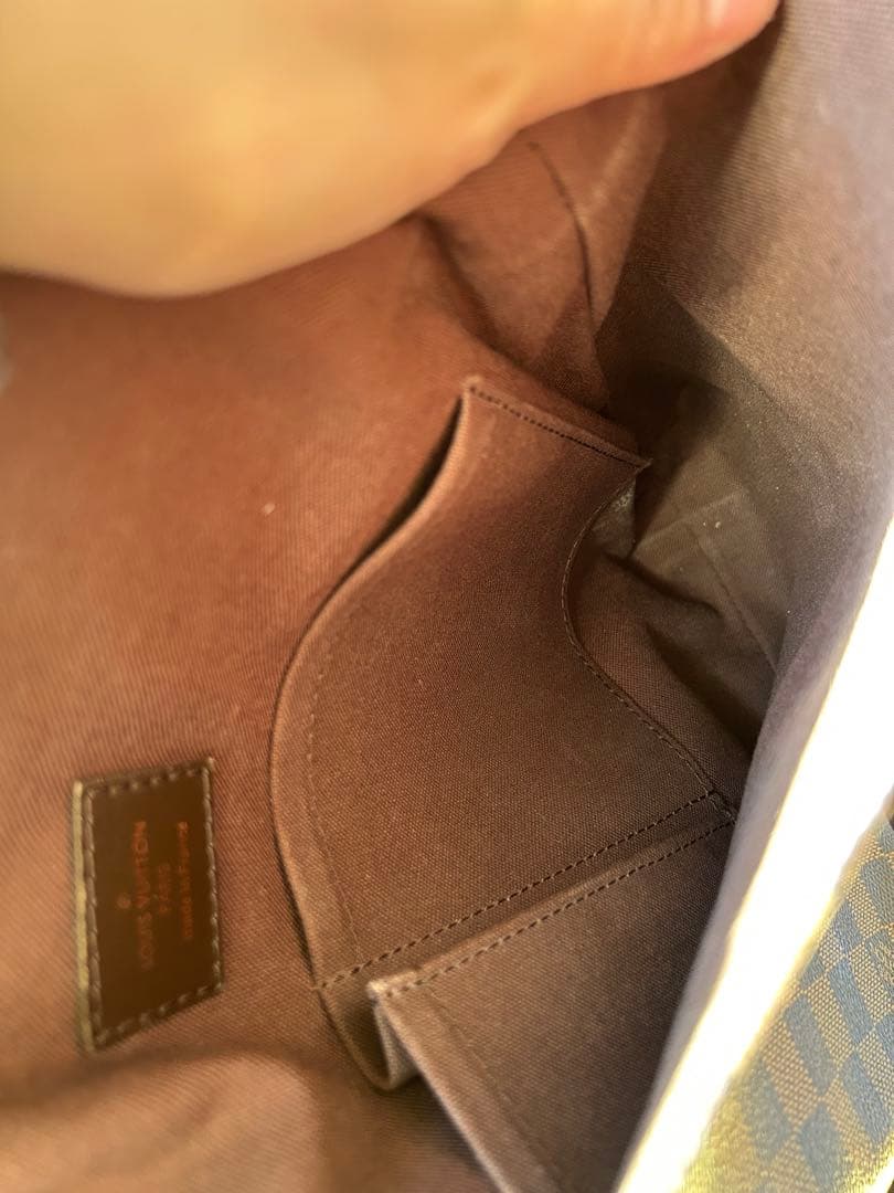 ルイ・ヴィトン ダミエのショルダーバッグ