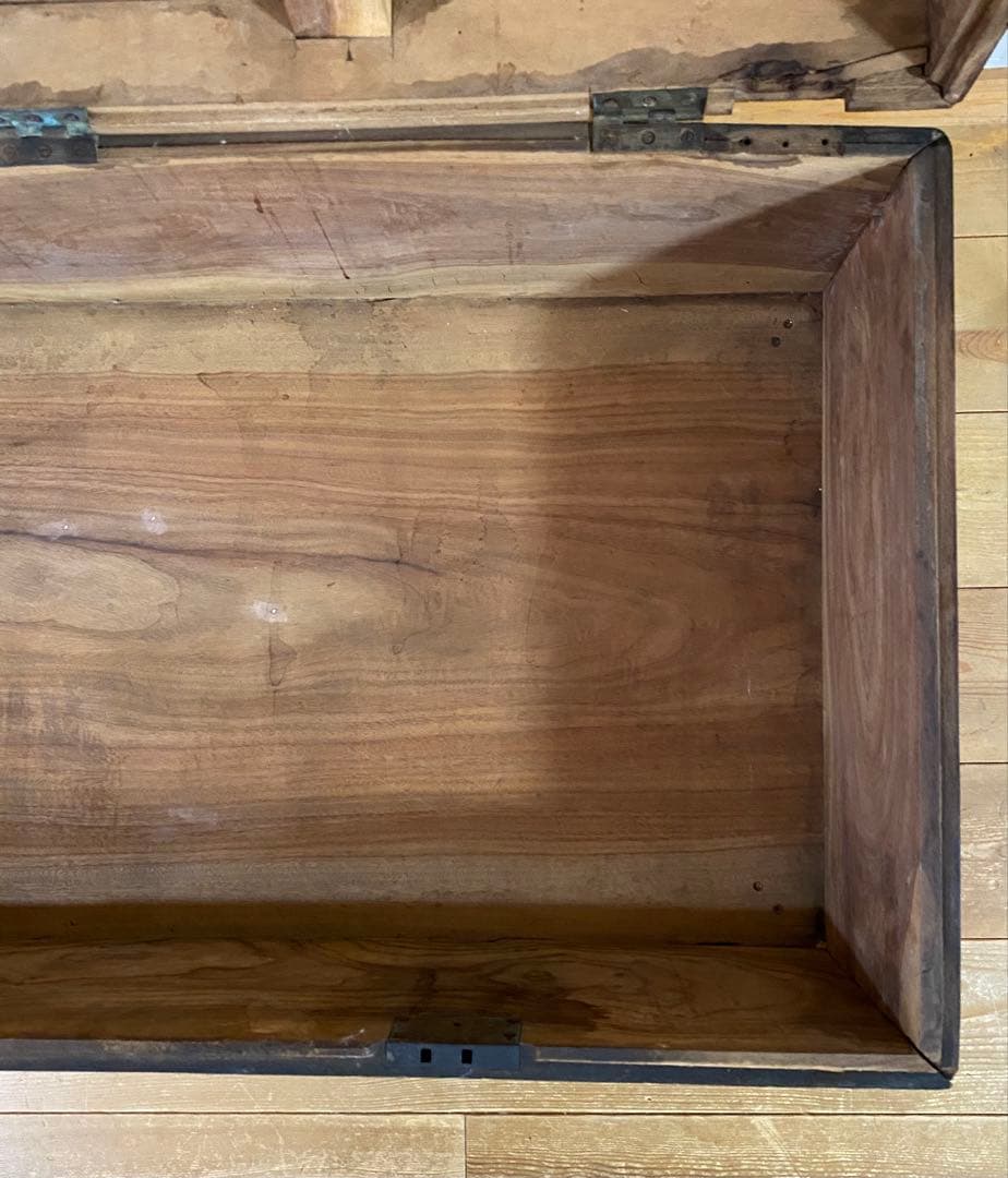 レトロ　アンティーク　木製の大きな箱
