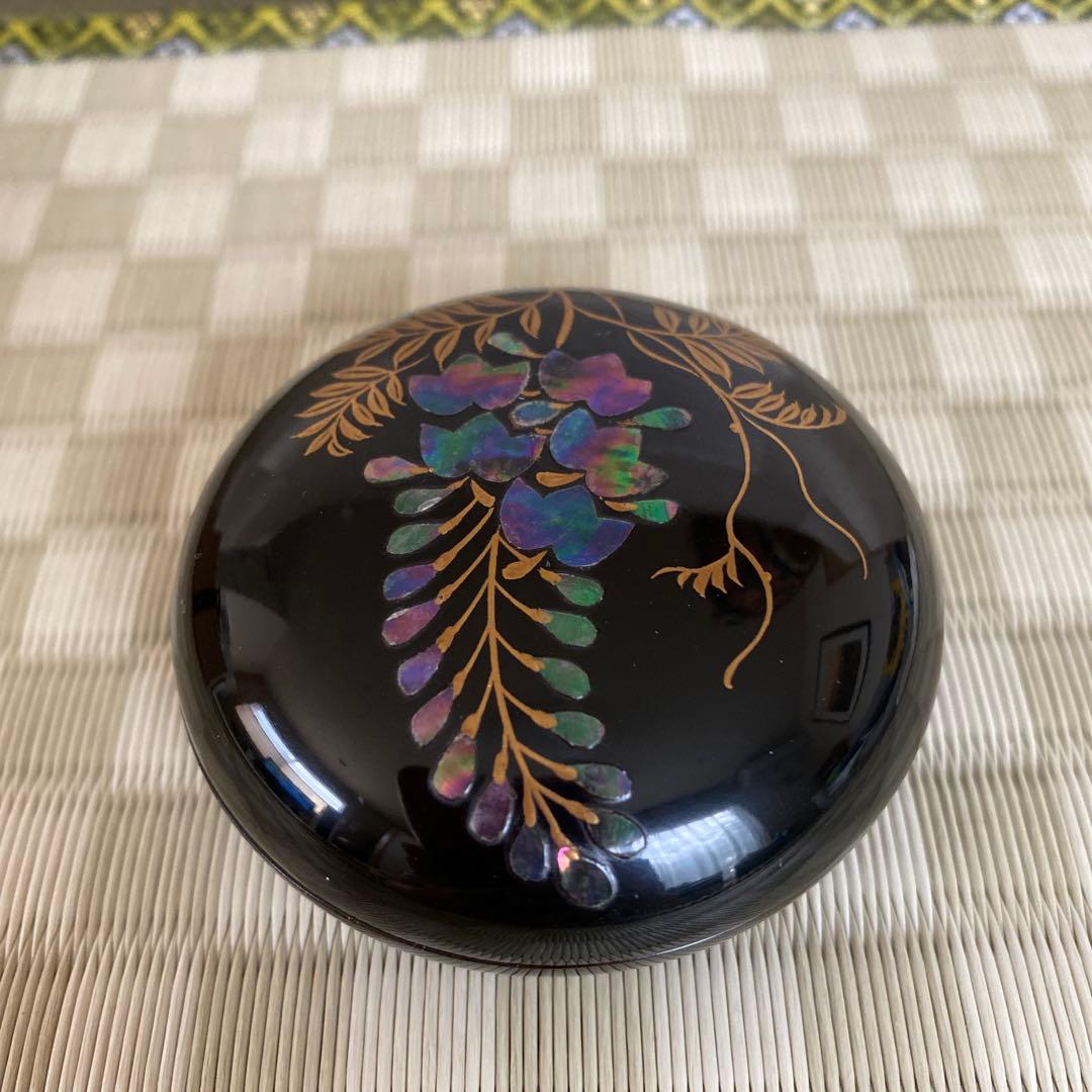 輪島塗　一后一兆　香合　ふじ　螺鈿